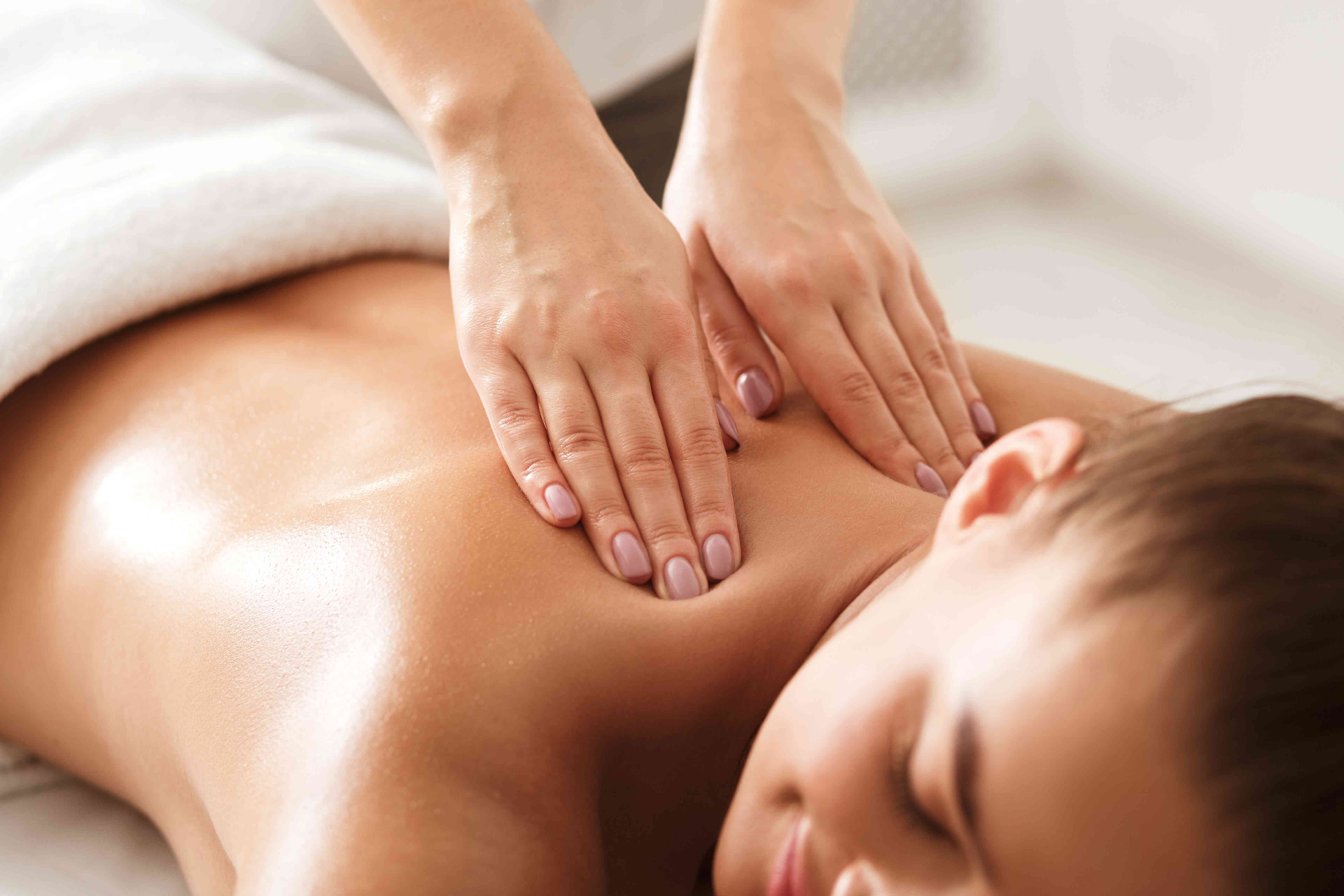 Swedish Massage at Radiance Beauty Studio, McAllen TX